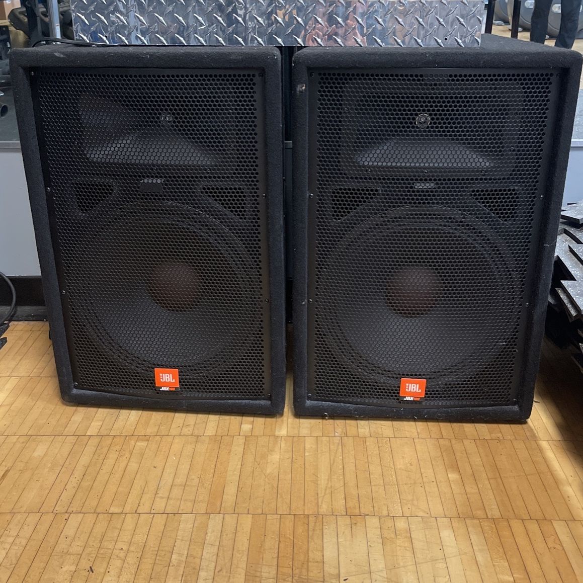2 JBL JRX 100 Speakers for Sale in Chandler, AZ - OfferUp