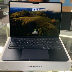 Apple MacBook Air Model# A2681