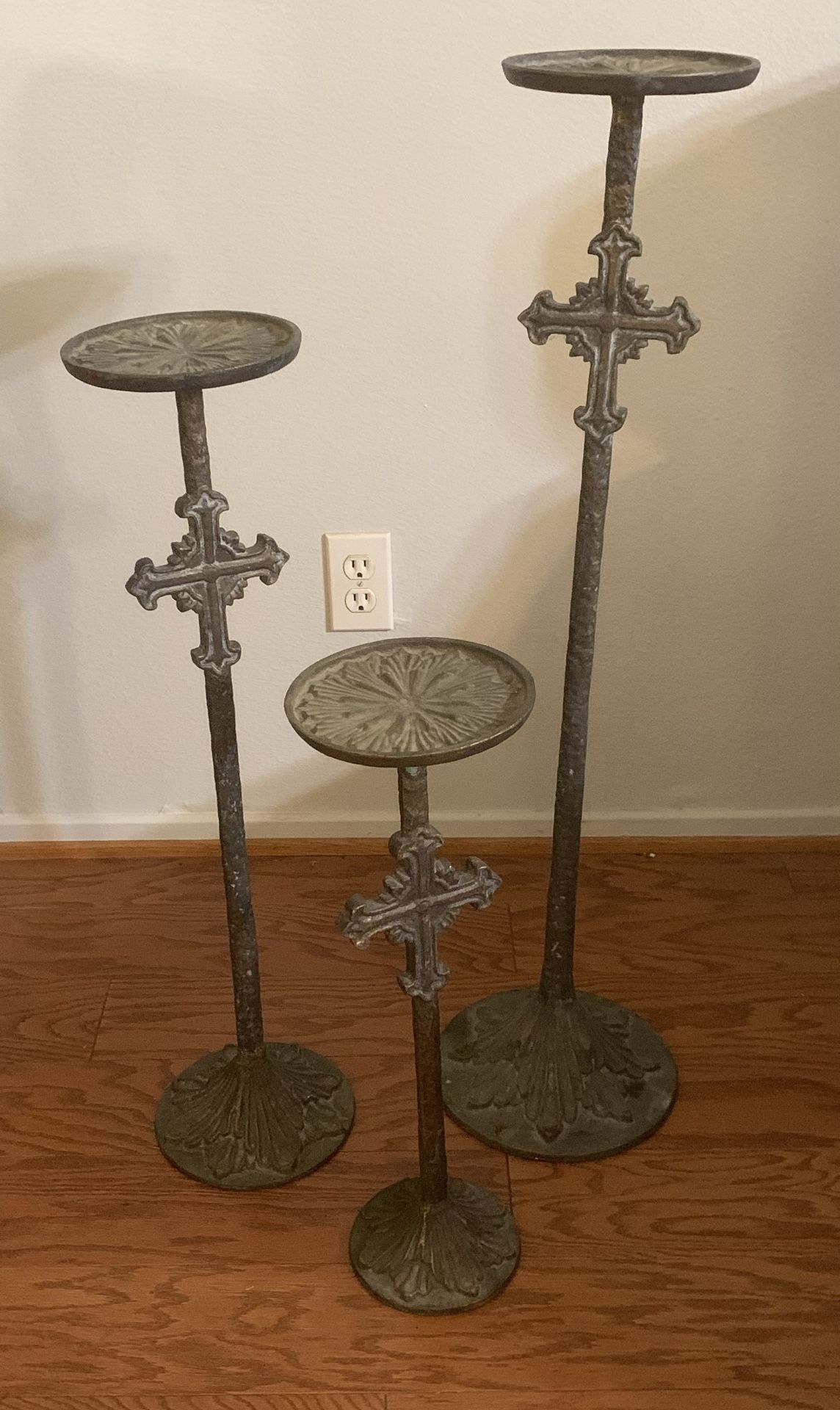 Set Of Three Cast Iron Rustic Pot Holders / Candles Stands