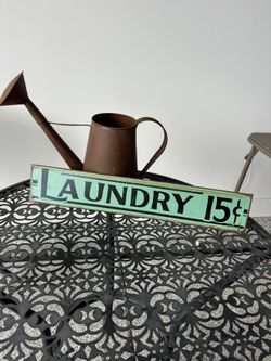 Vintage-Style Metal Laundry Sign