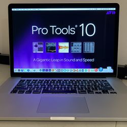 2014 Macbook Pro Retina - Studio