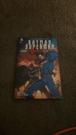 Batman/Superman Volume 4: Siege