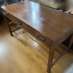 Classic High Quality Desk