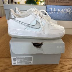 Nike Air Force 1 White Metallic Silver Big Kid 5.5Y Fits Women’s 7
