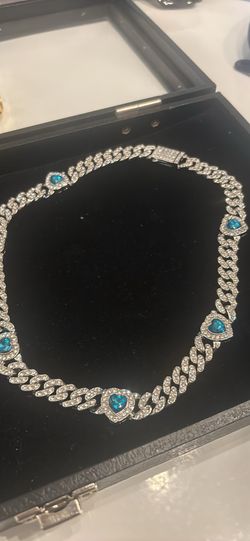 Blue Heart Cuban Link Chain – Iced Out Style ✨💙