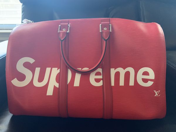 Used Authentic Louis Vuitton supreme duffle bag for Sale in Dallas, TX - OfferUp