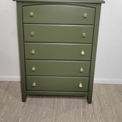 Olive Green 5-Drawer Modern Dresser