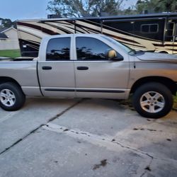 2004 DODGE RAM 1500