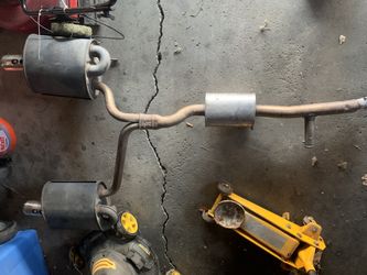 Honda S2000 Parts ( Dash, Exhaust, Gas Lid, Wheel Bearings) 