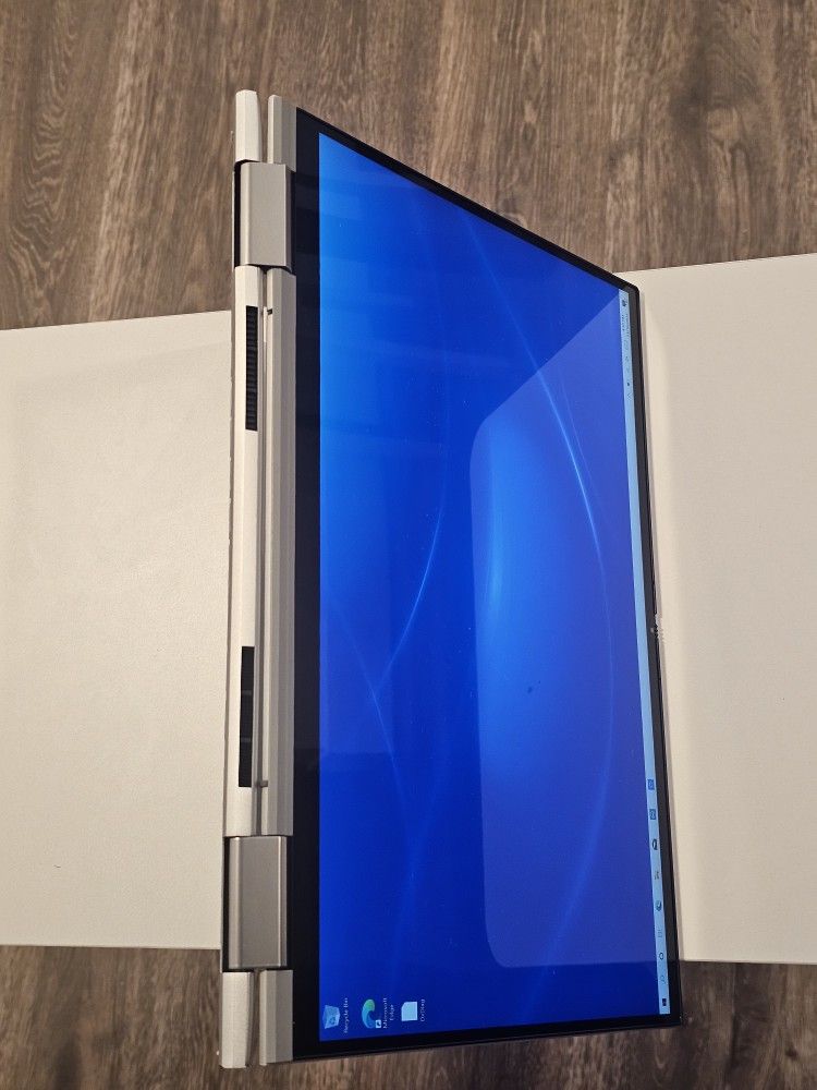 Dell Inspiron 7706 2n1 