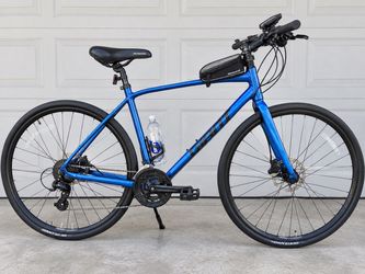 Giant Hybrid Bike Blue with Disc Brakes