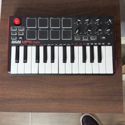 Akai MPK Mini Keyboard Controller USB 