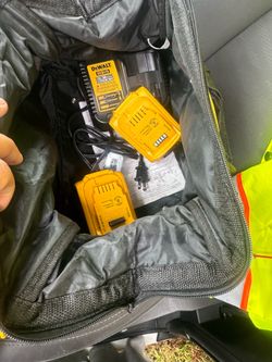DEWALT 20V MAX* XR Brushless Impact Wrench.