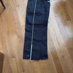 $10 Nike Windbreaker Snow Pants. M