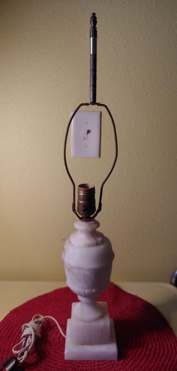 VINTAGE ART DECO MARBLE TABLE LAMP