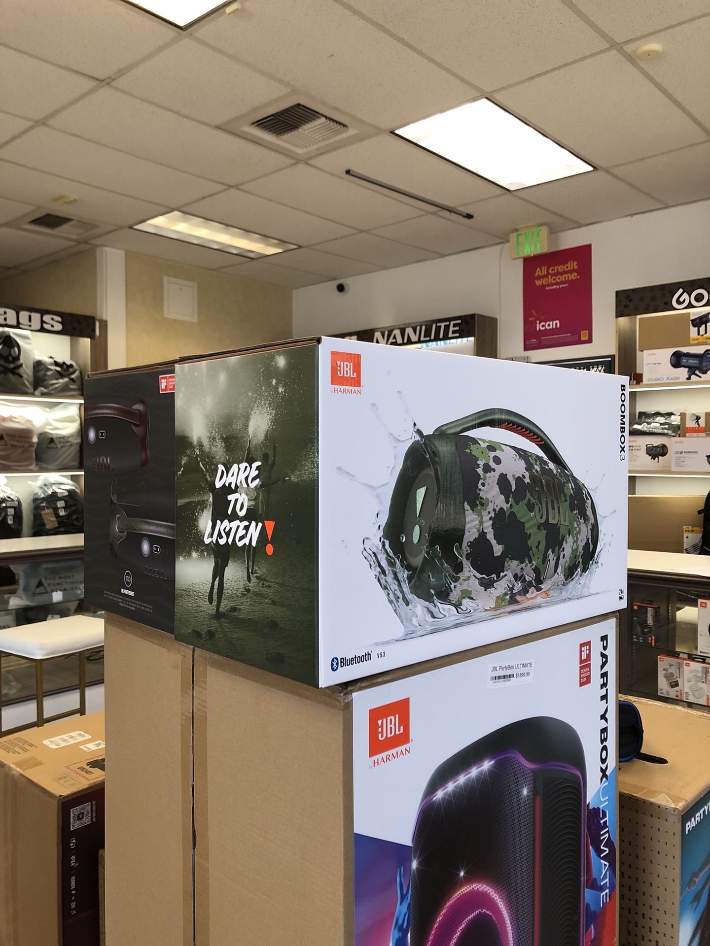 JBL Boombox 3 Portable Bluetooth Speaker (Located In Downey , CA)