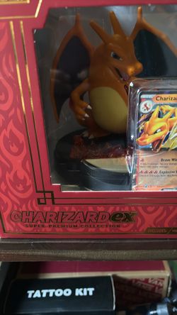 Charizard EX Super Premium Collection