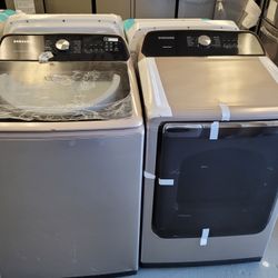 New Samsung Large Capacity 5.0cu Ft Top Load Washer And Gas Dryer Set In Champagne 