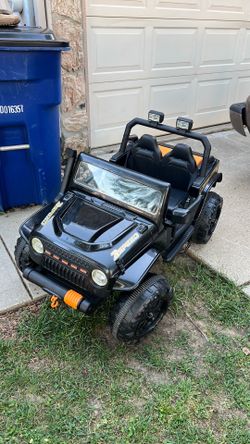 XTREME Outlandr Power Wheels Jeep