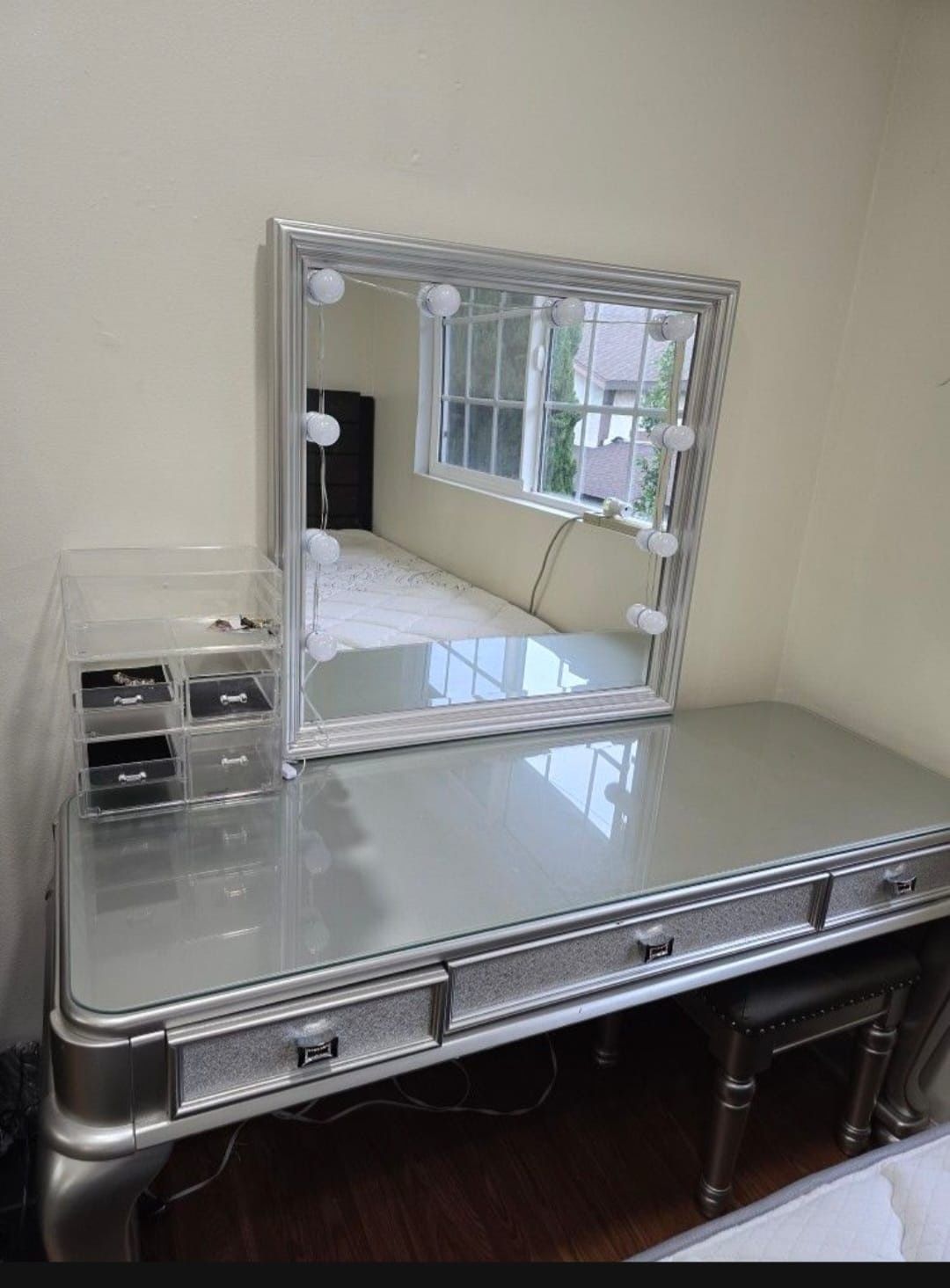Vanity Mirror