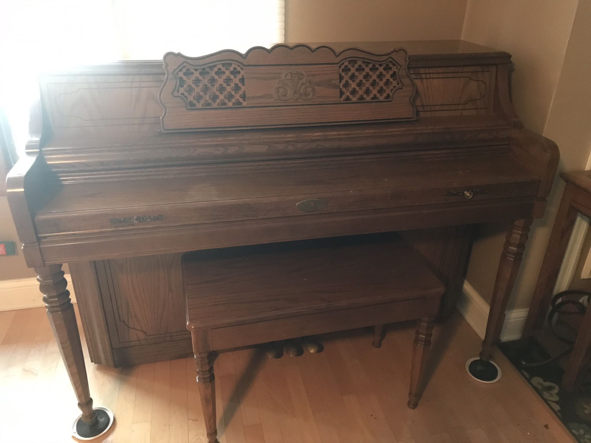 FREE Wurlitzer Piano