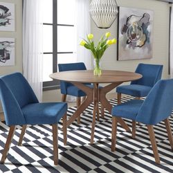 Beautiful dinning table  and chairs