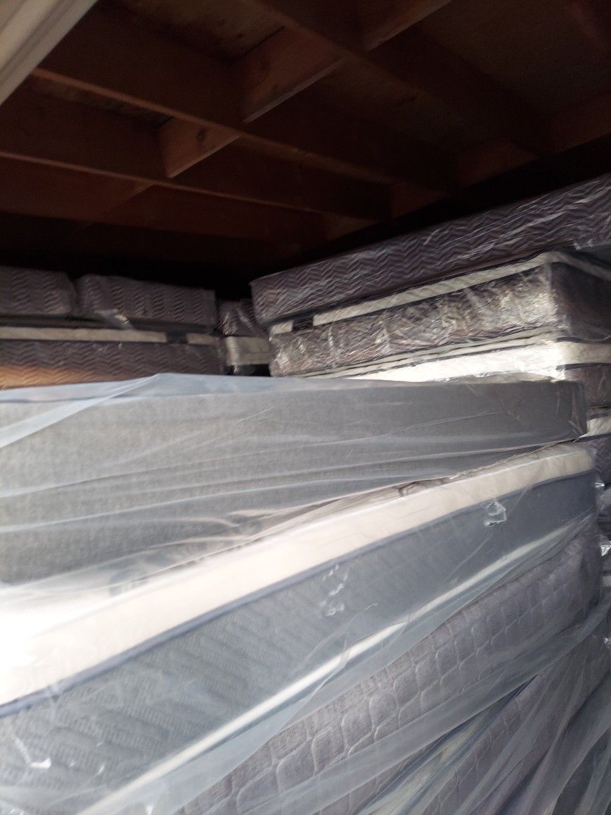 WE HAVE ALL SIZES MATTRESS AND BOX SPRING BRAND NEW