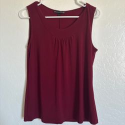 Shirts clothes in size large