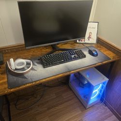 Gaming Pc with 27" 4k monitor keyboard and mouse