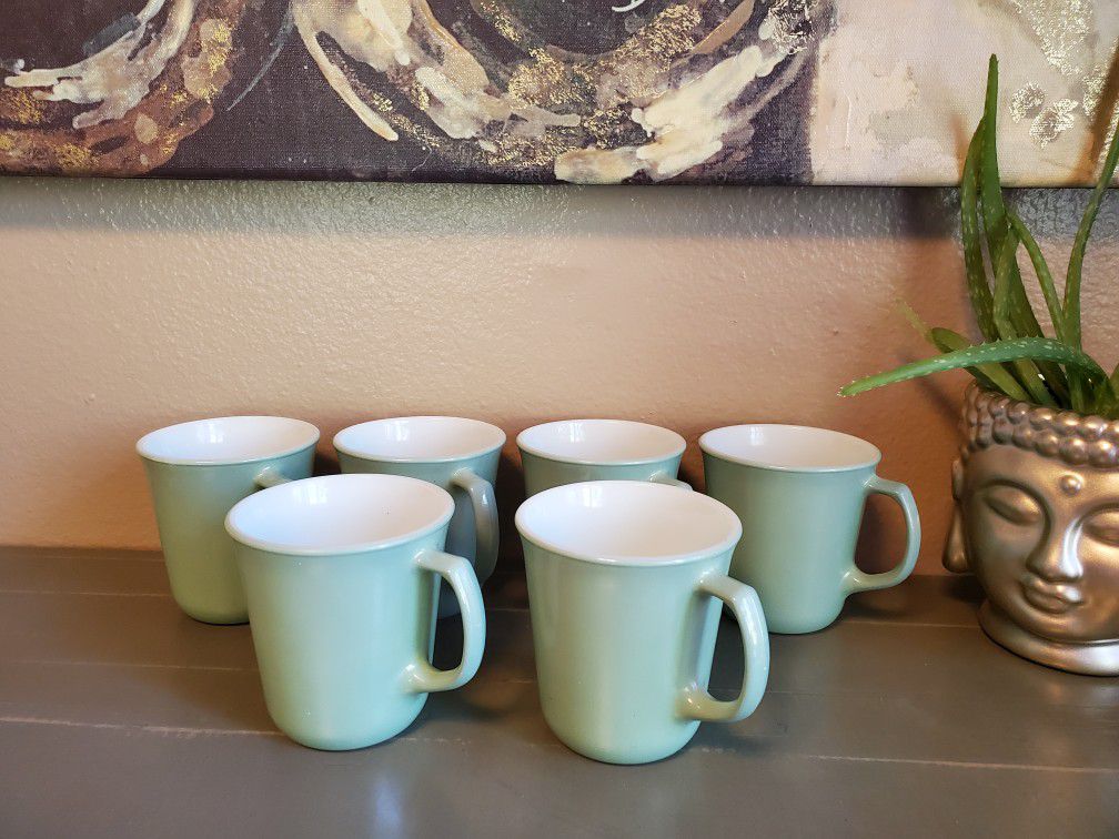 Vintage Green Pyrex Mug Set 