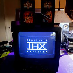 CRT Panasonic 13-in Color  CRT × TV With Built-in Hi FI  VCR Comes With Remote + Star Wars 🎬  All Original Like New Black