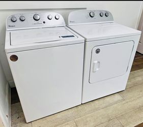 FREE DELIVERY! Whirlpool XL Washer & Dryer