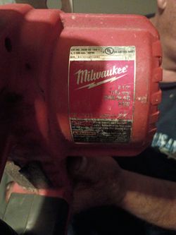 Milwaukee Skillsaw