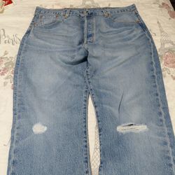Mens Levi's 501 distressed