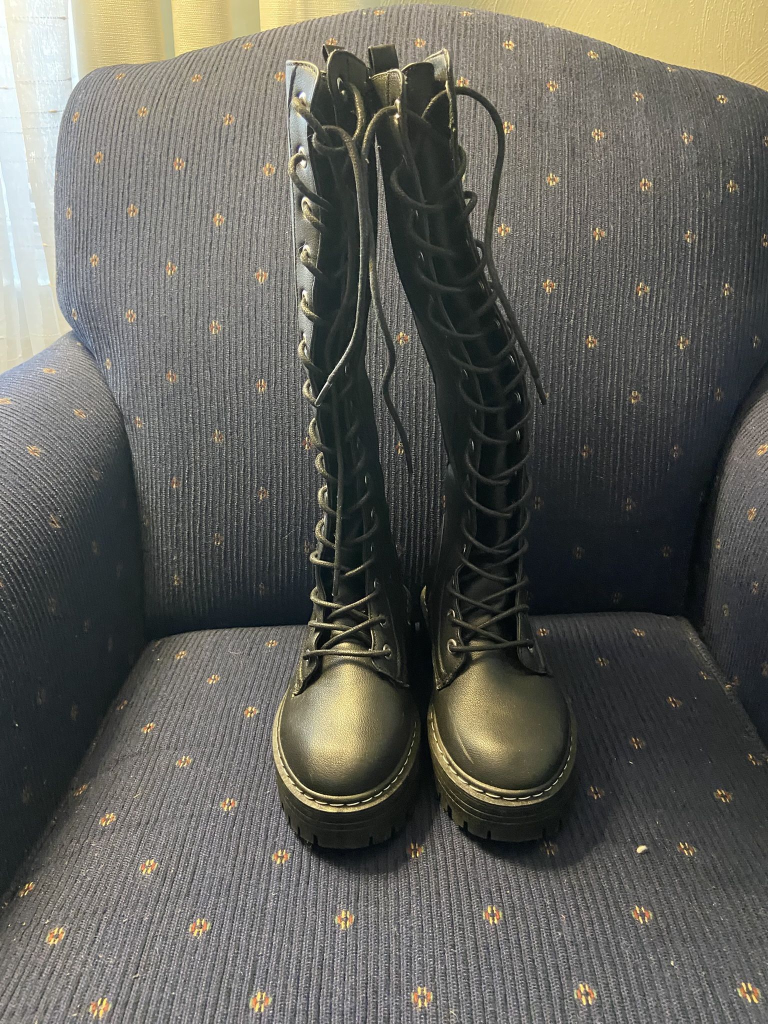Black Boots