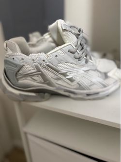 Balenciaga runners