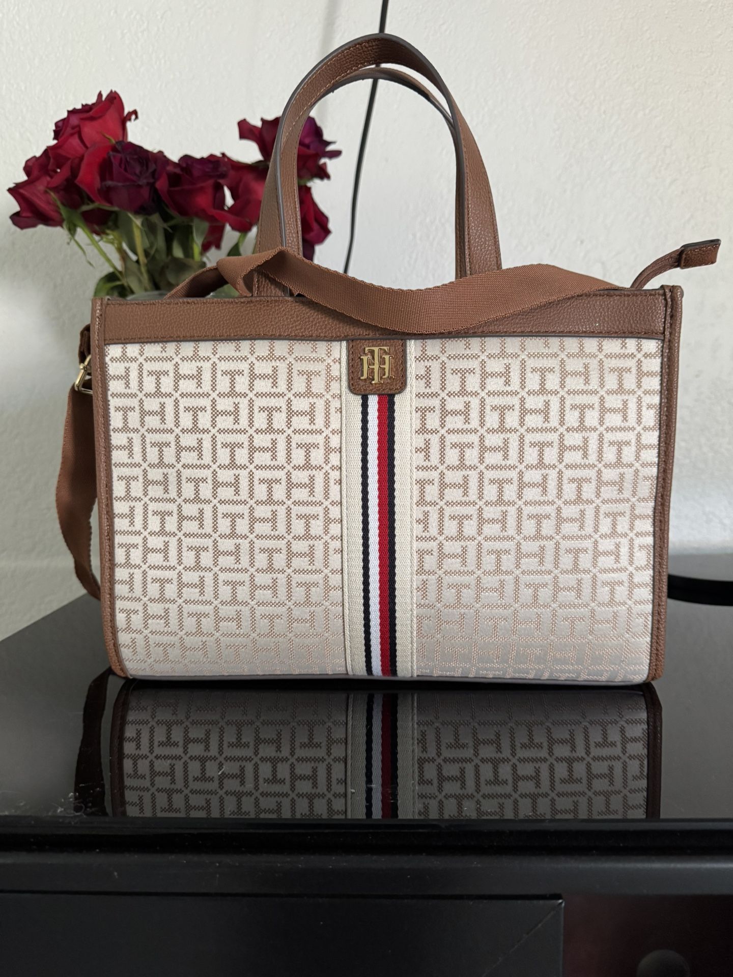 Tommy Hilfiger Cross Body