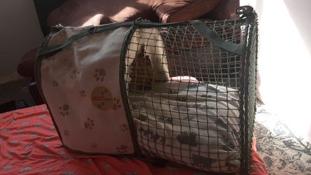 Doctor foster and Smith dog crate for Sale in Salinas CA OfferUp