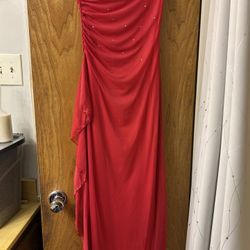 Simple Steapless Evening Length Dress