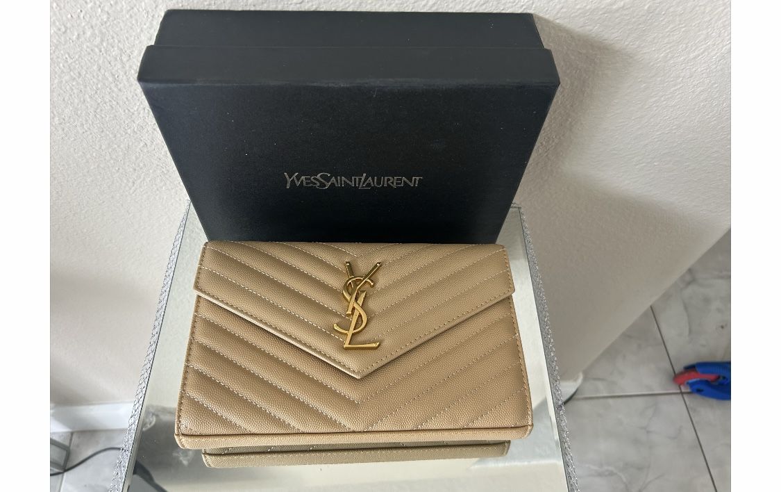 Women’s Designer Hand Bag