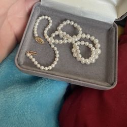 Pearl Necklace