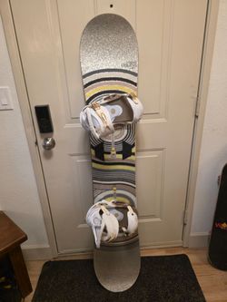 Burton 2008 X855 Parkfly 155cm Snowboard with EST Bindings