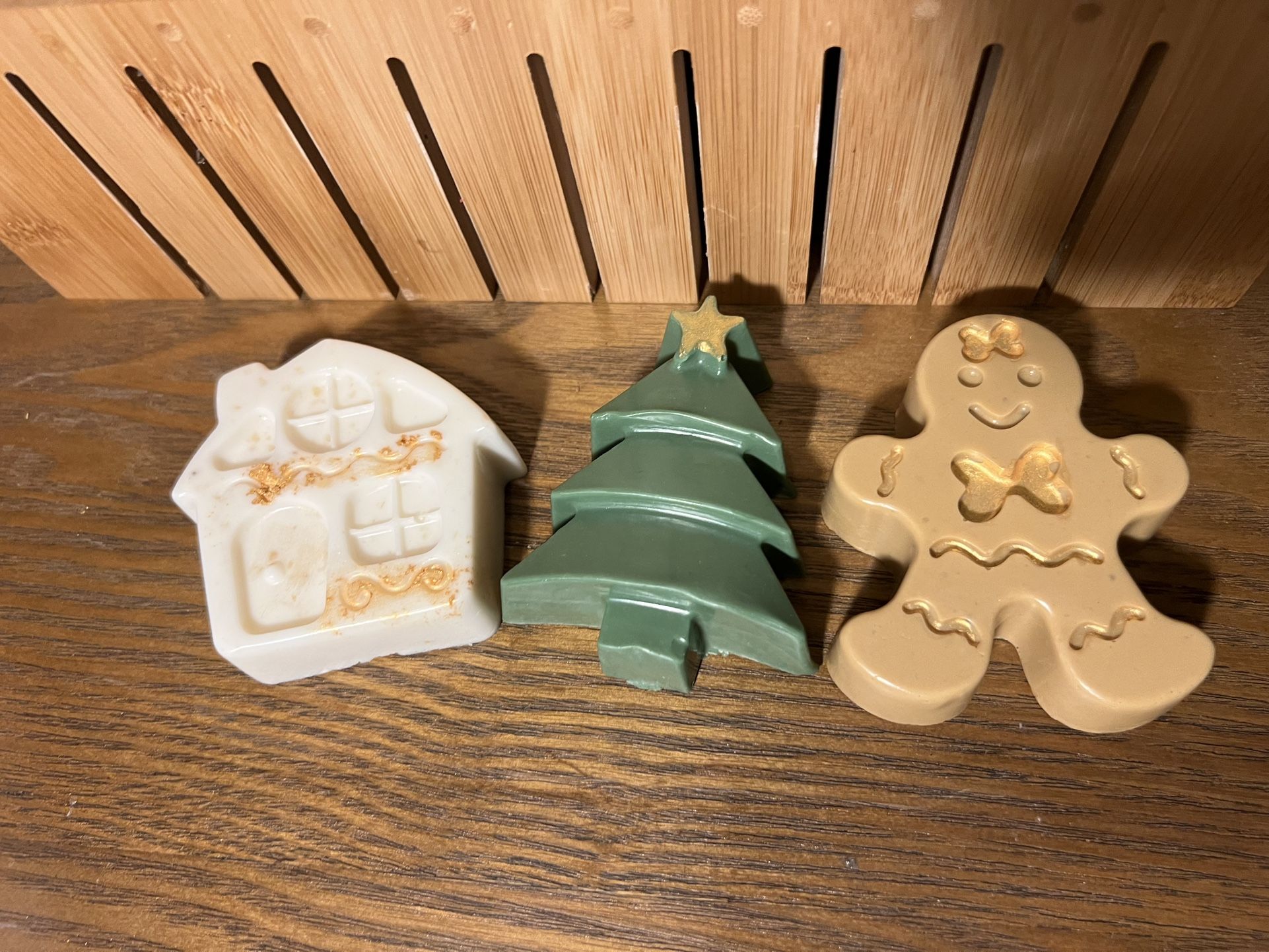HANDMADE / SOAP/ CHRISTMAS