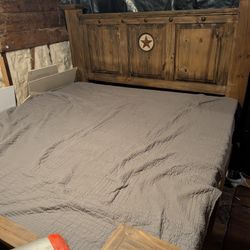 Rustic Pinewood King Size Bed