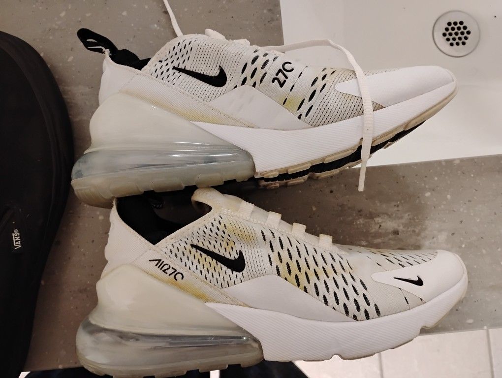 Nike 270 Air Max Women's Size 8