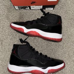 Air Jordan 11 Retro Bred Playoff Sz 12.5 VNDS