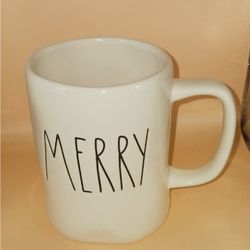 Rae dunn by Magenta merry mug 