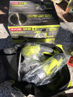 Ryobi- 18v starter combo kit saw & drill