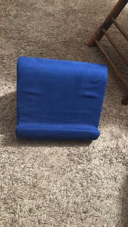 iPad Pillow Stand