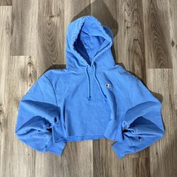 Women’s Champion cropped hoodie • Size small